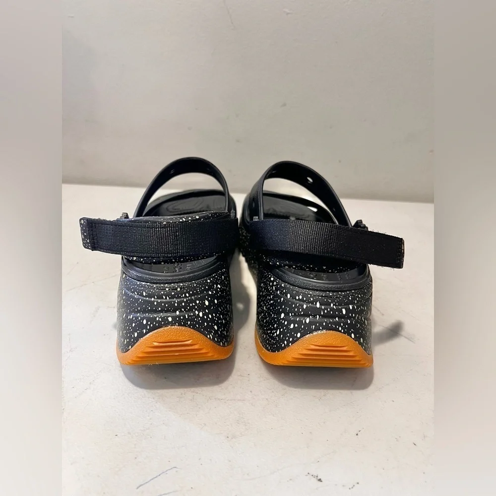 NWOT Crocs Hiker Xscape Festival Sandals Unisex Mens Sz 8 Women’s Sz 10